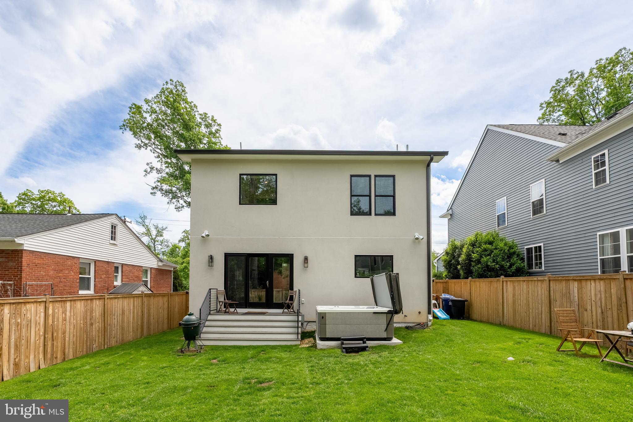 CARLIN SPRINGS - Residential