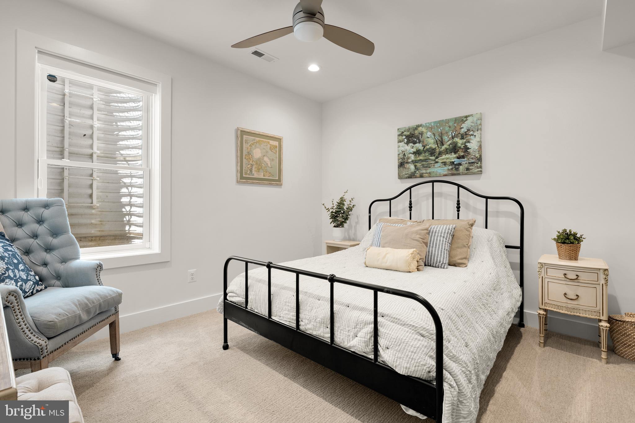 CARLIN SPRINGS - Residential