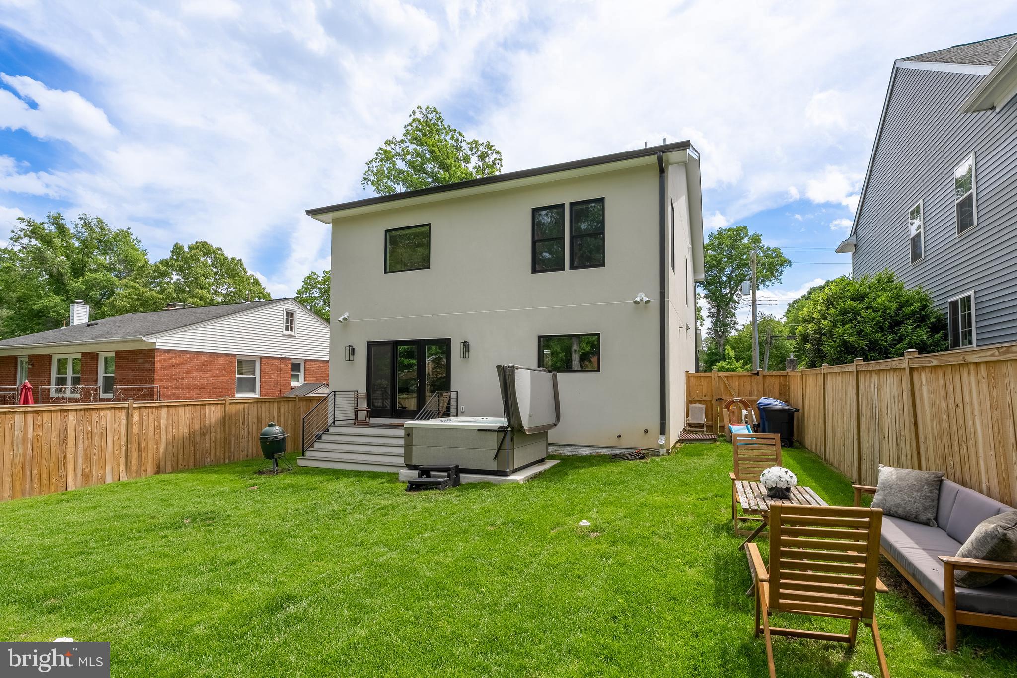 CARLIN SPRINGS - Residential