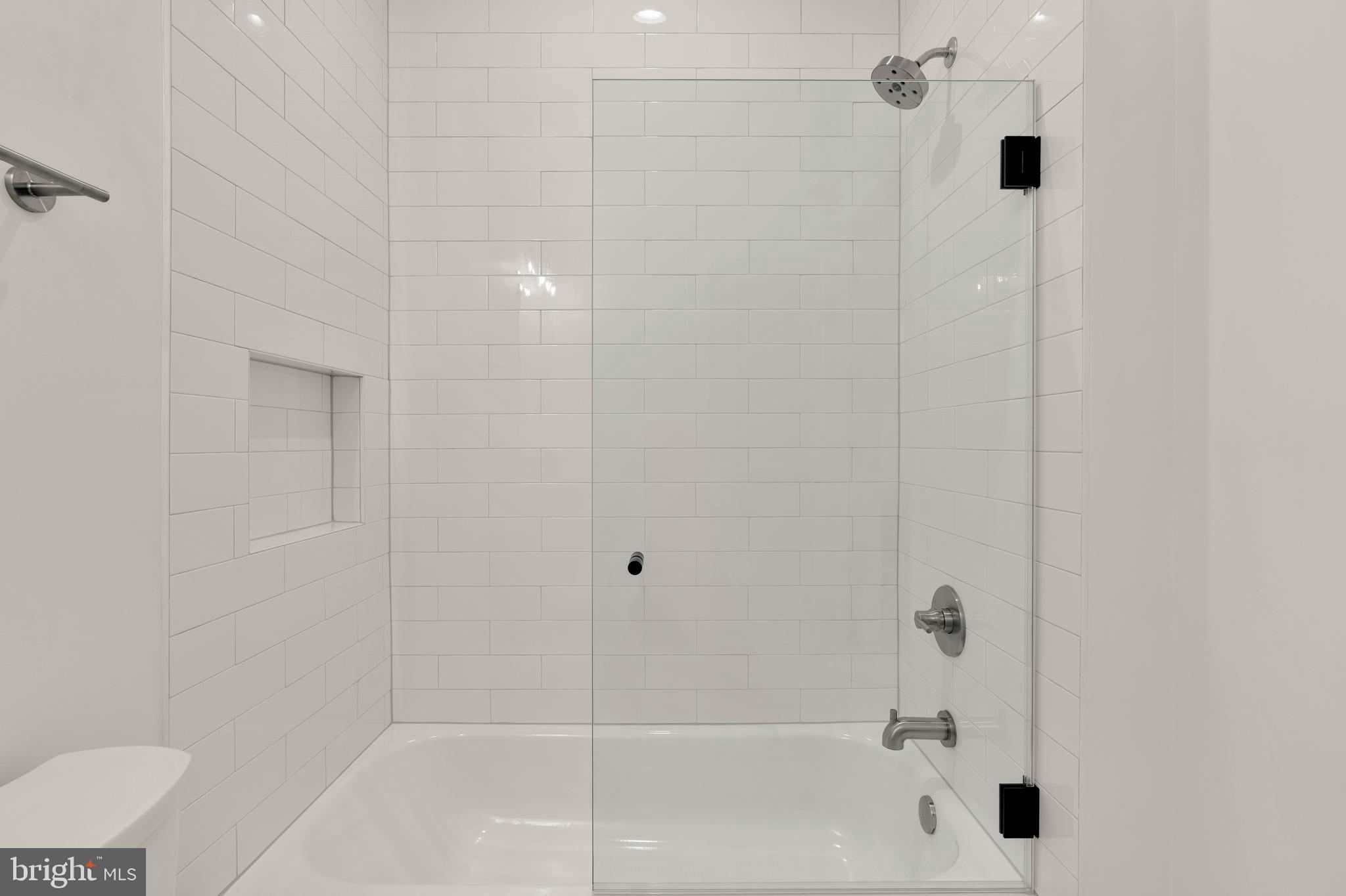 CARLIN SPRINGS - Residential