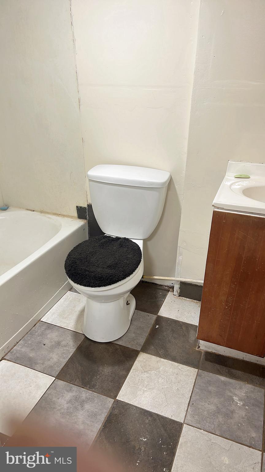 BALTIMORE EAST - SOUTH CLIFTON PARK HIST. DISTRICT - Residential