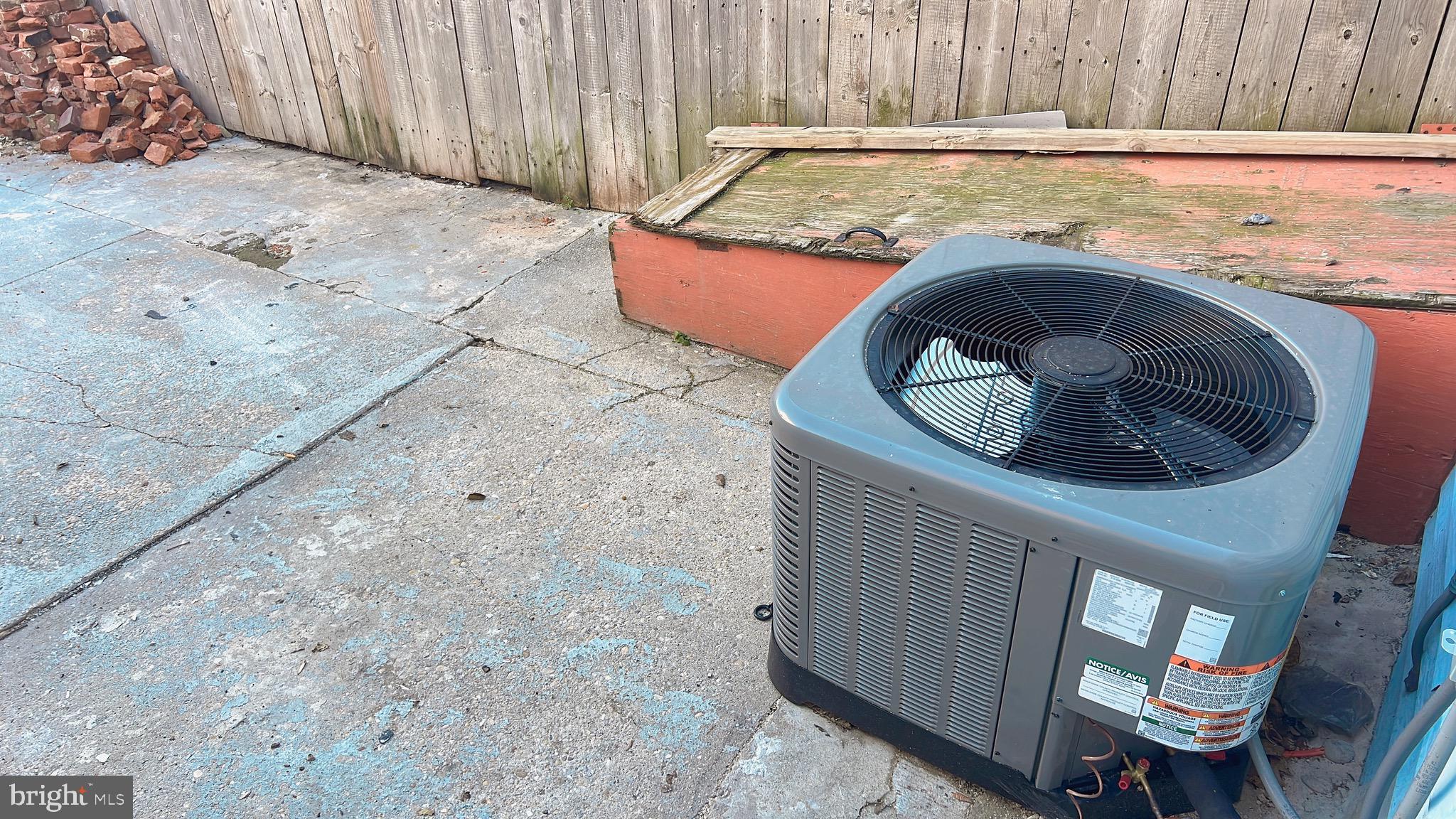 BALTIMORE EAST - SOUTH CLIFTON PARK HIST. DISTRICT - Residential