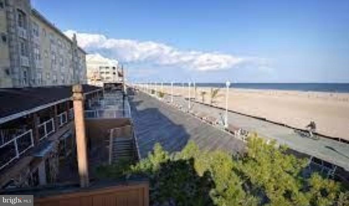 DOWNTOWN OC - Residential