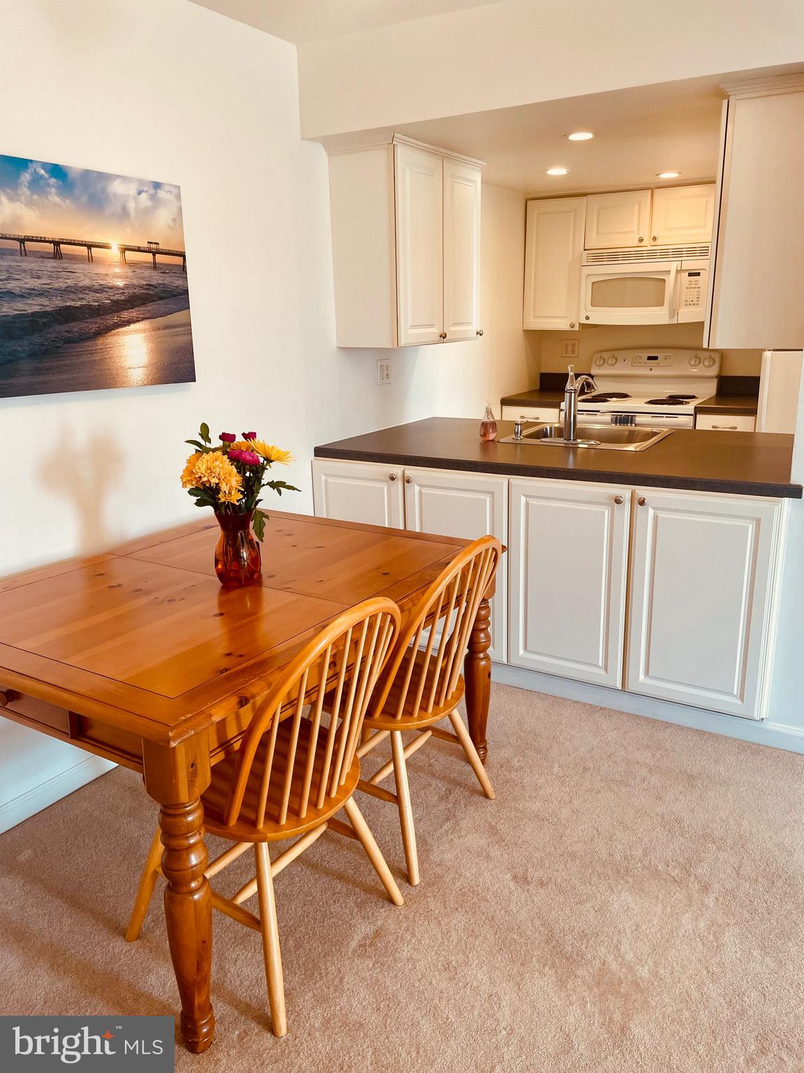 CHATHAM VIL OF TOW - Residential