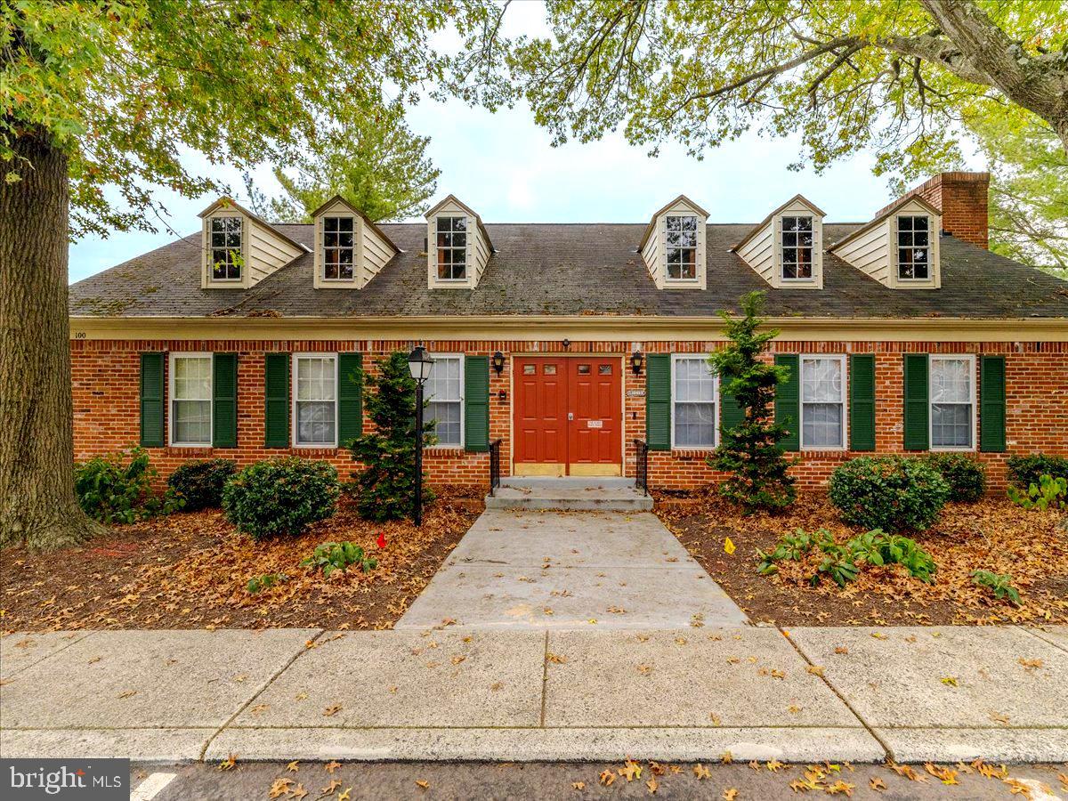 CHATHAM VIL OF TOW - Residential