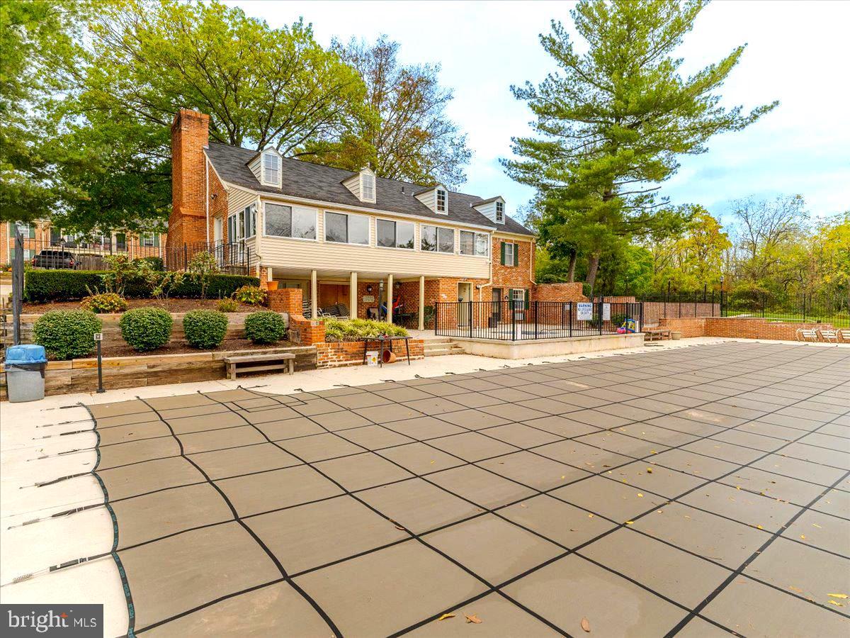 CHATHAM VIL OF TOW - Residential