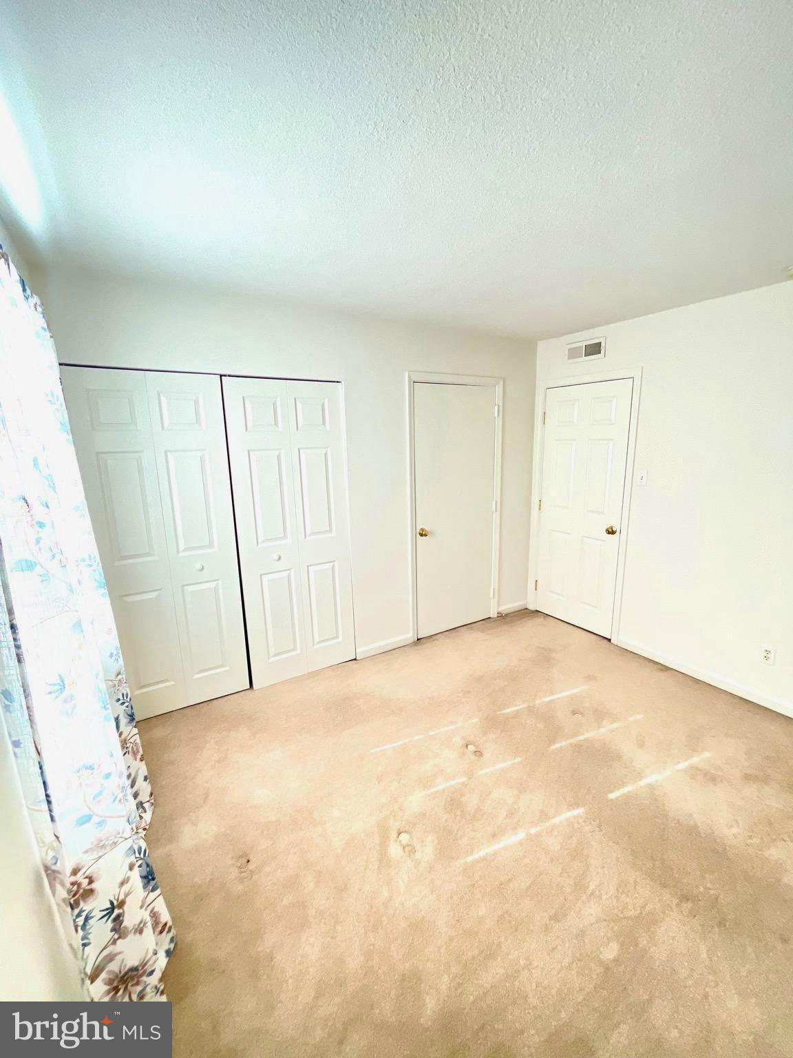 CHATHAM VIL OF TOW - Residential