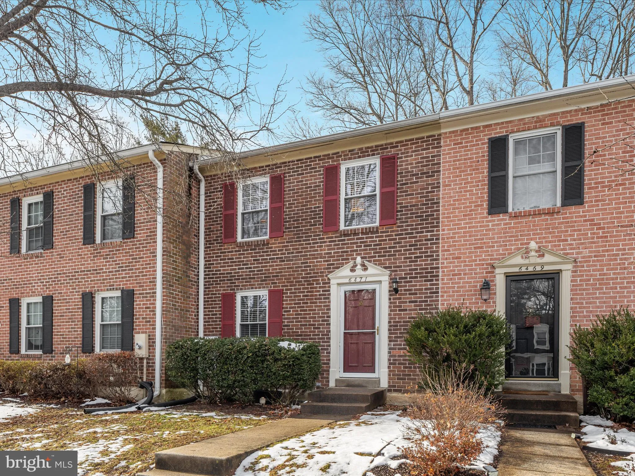 Springfield, Virginia 22152, United States, 3 Bedrooms Bedrooms, ,3 BathroomsBathrooms,Residential,Pending,4075