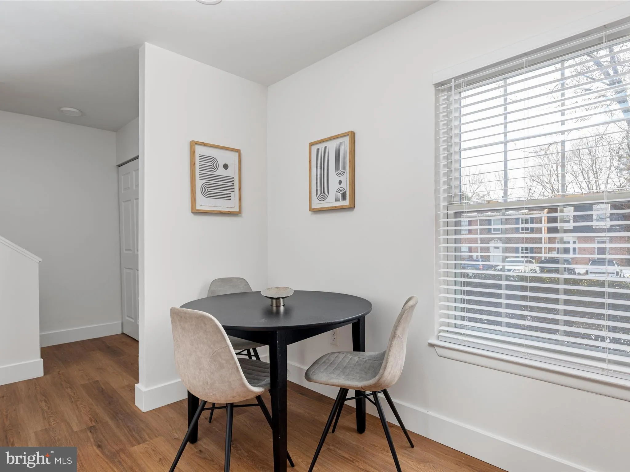 Springfield, Virginia 22152, United States, 3 Bedrooms Bedrooms, ,3 BathroomsBathrooms,Residential,Pending,4075