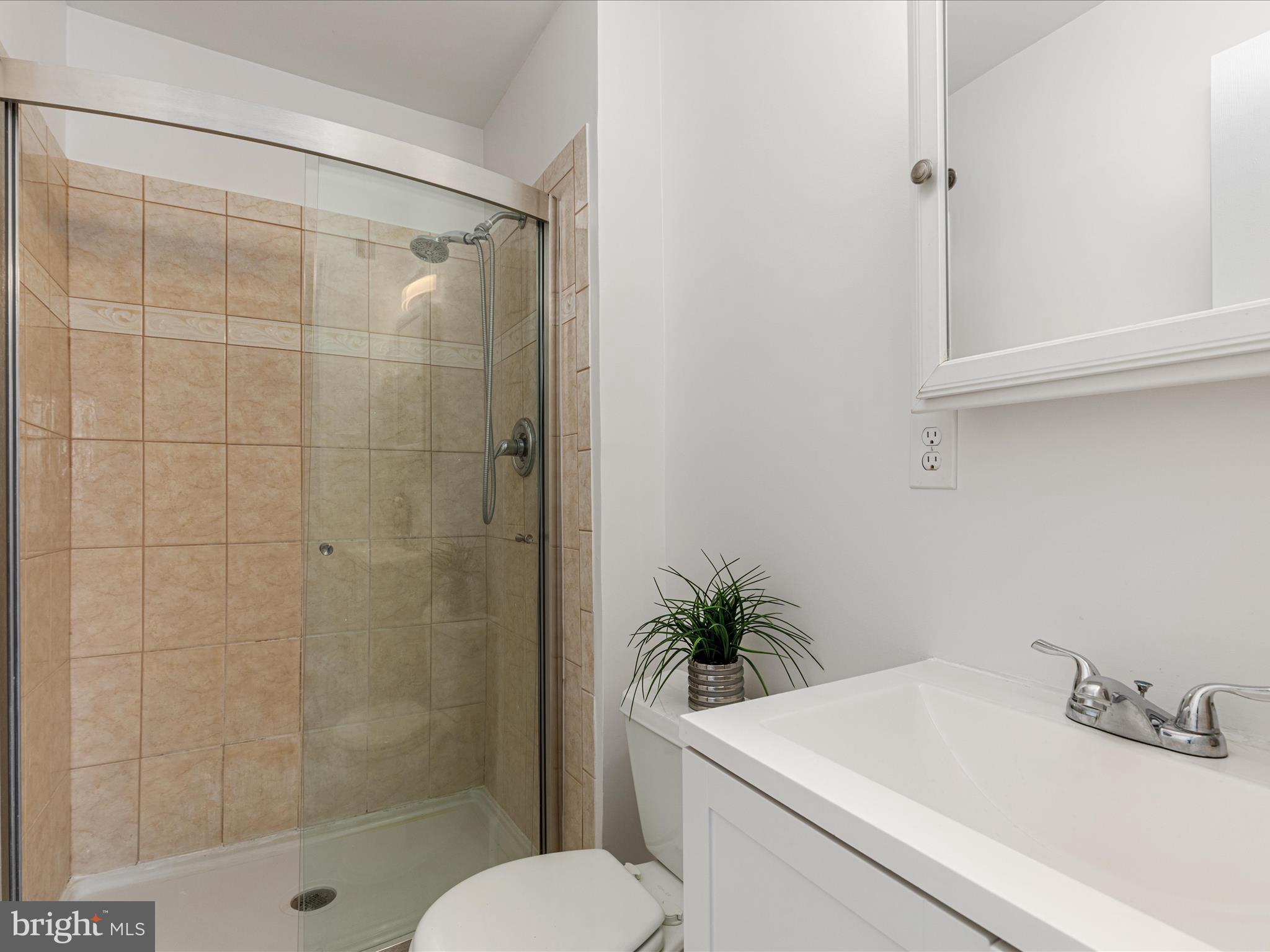 SHANNON STATION - Residential