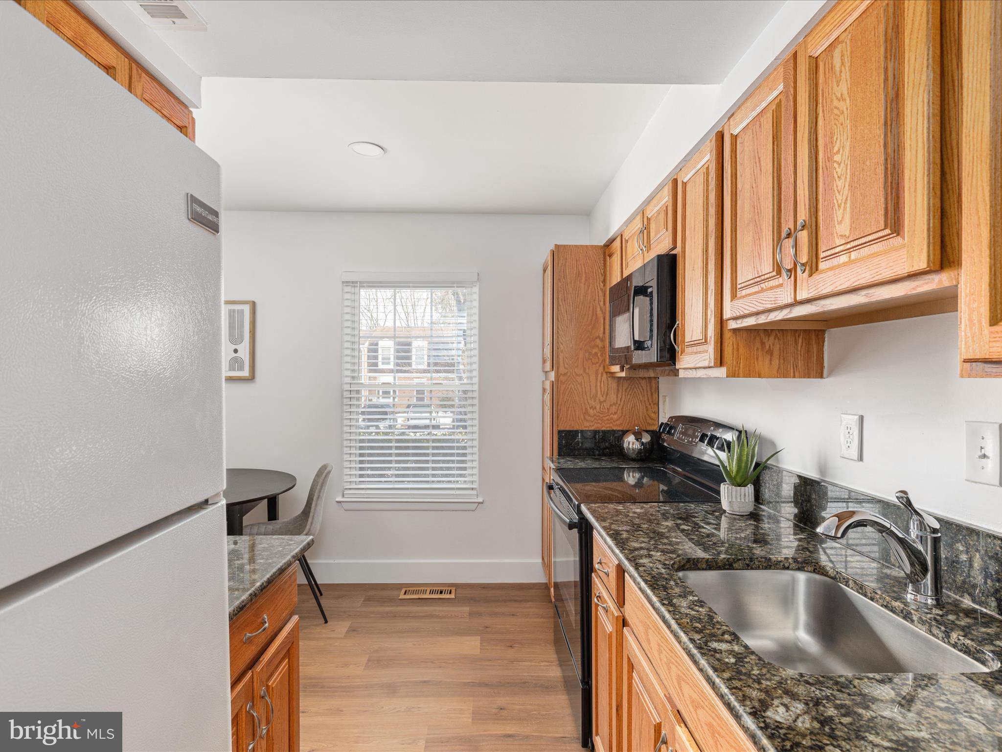 SHANNON STATION - Residential