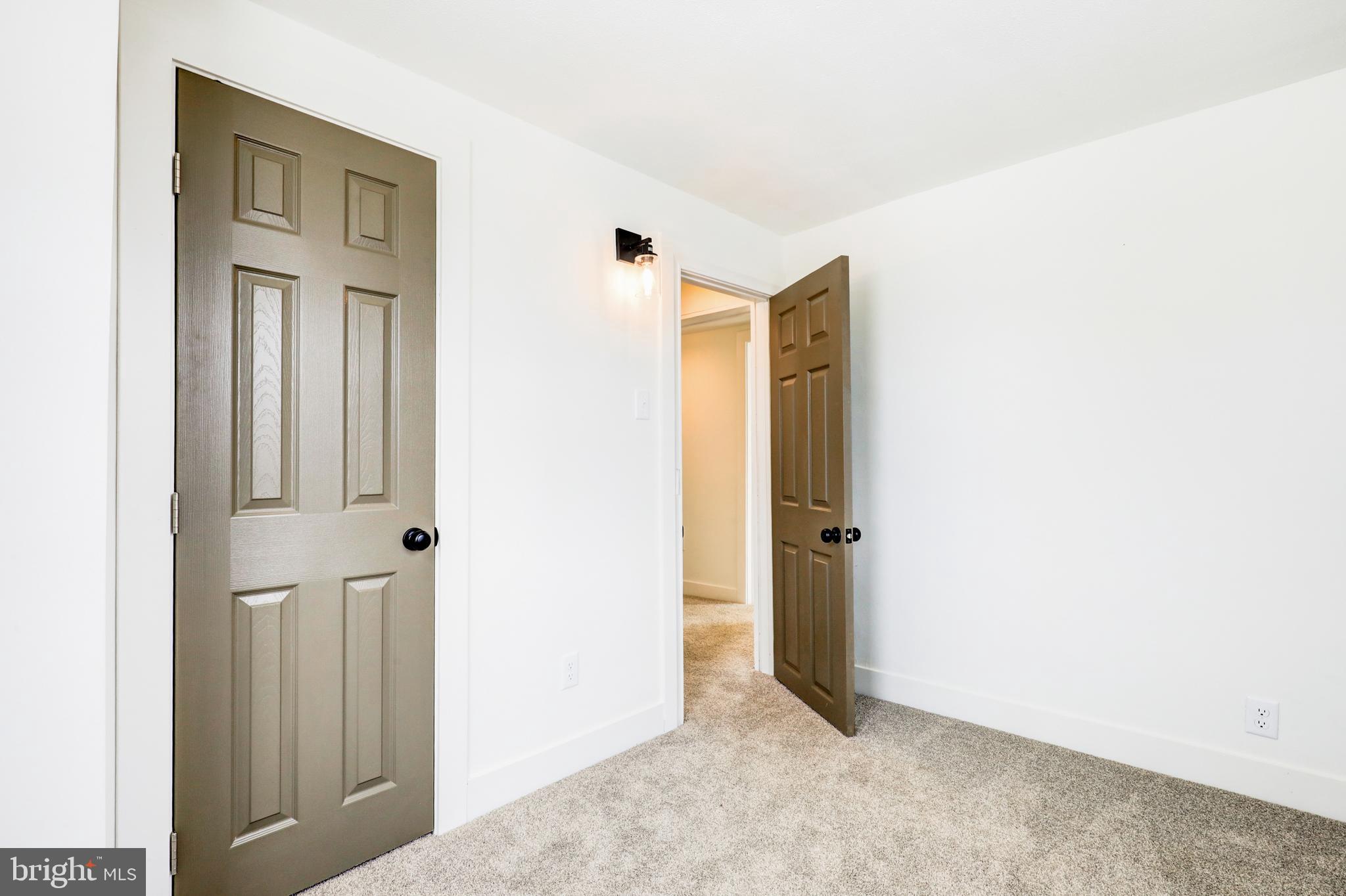 SNYDER CORNER - Residential