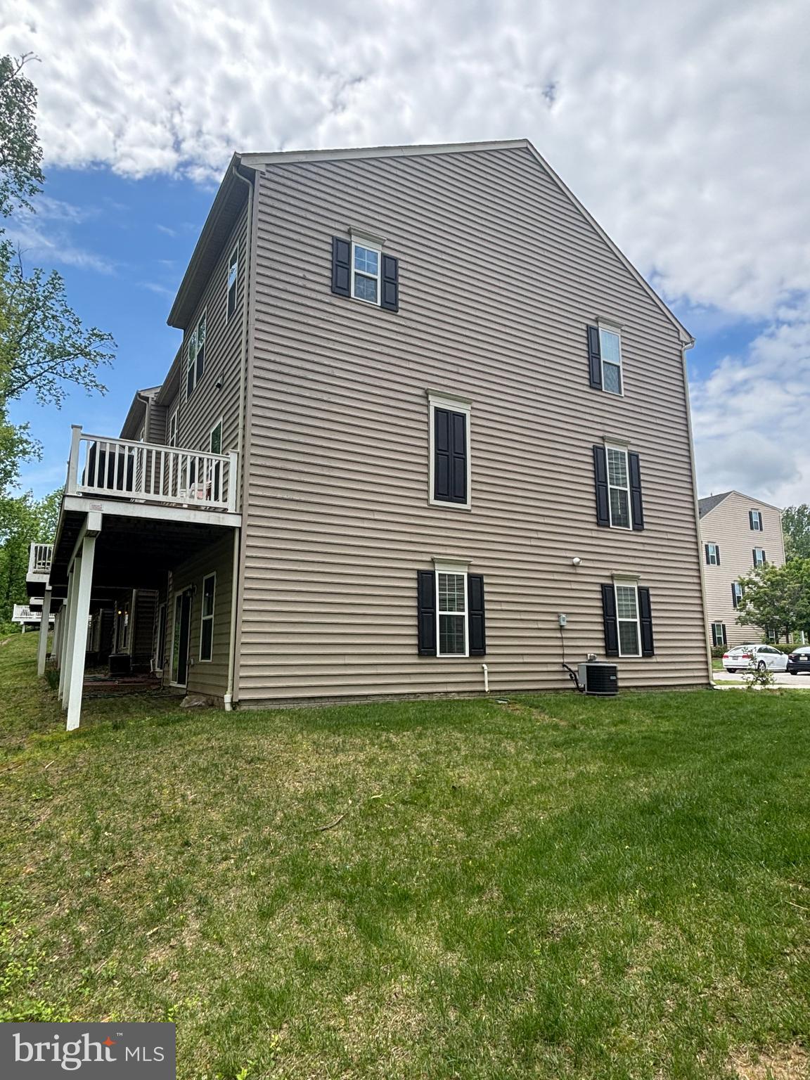 ELLICOTT CROSSING - Residential Lease