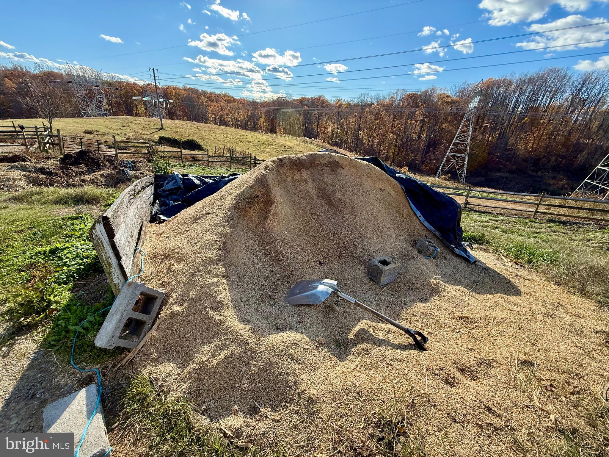 WARTHEN KNOLLS - Residential