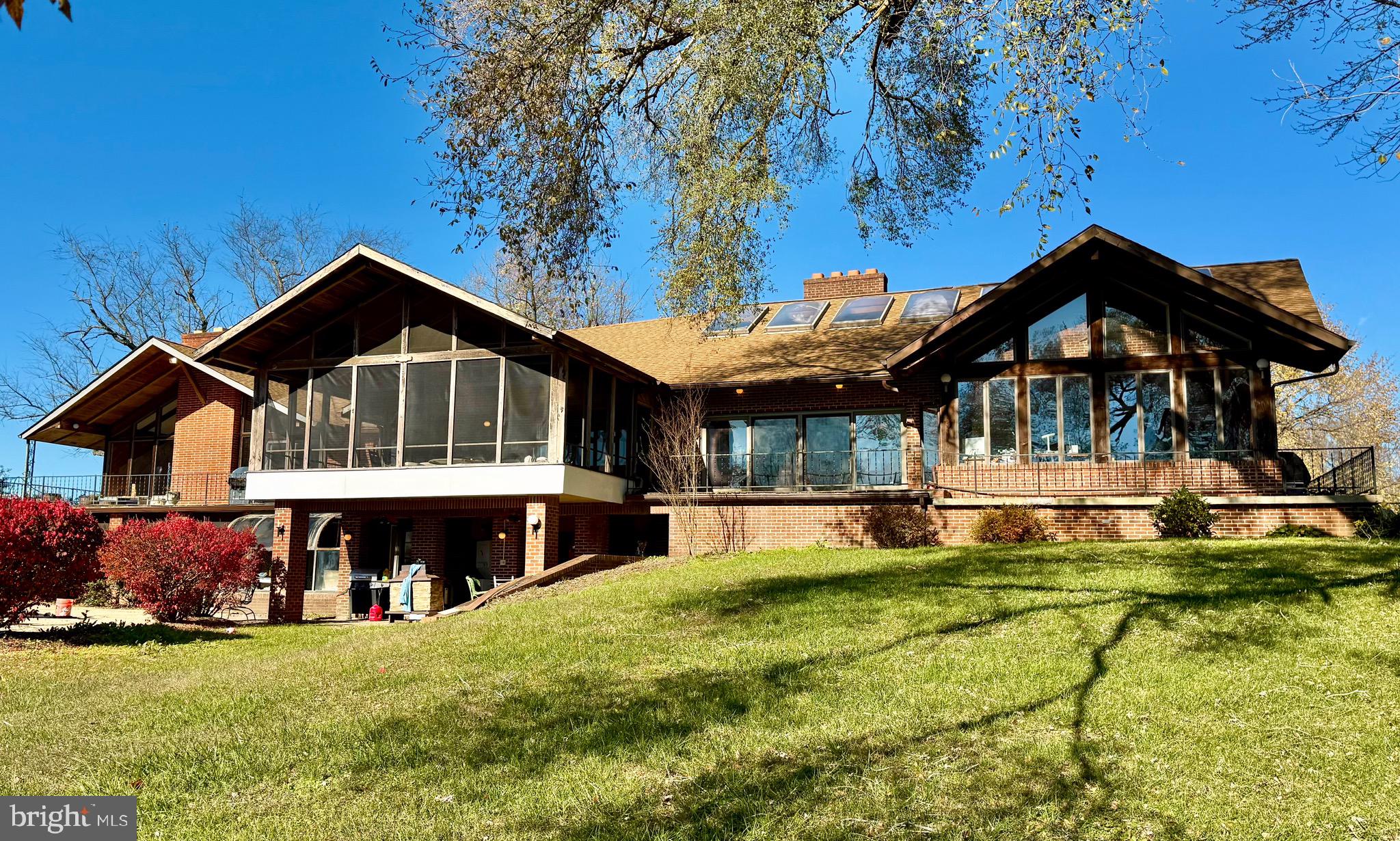 WARTHEN KNOLLS - Residential