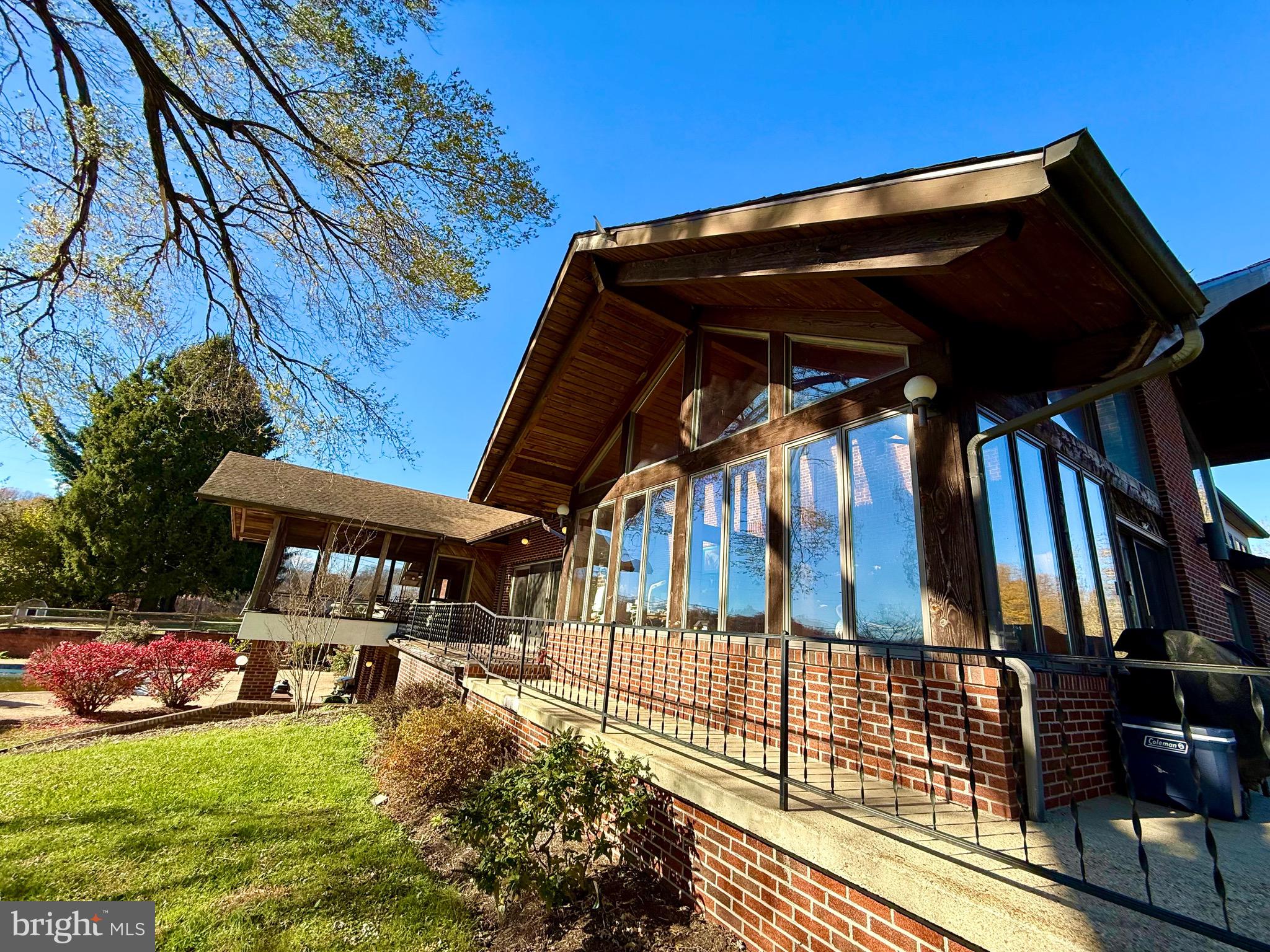 WARTHEN KNOLLS - Residential