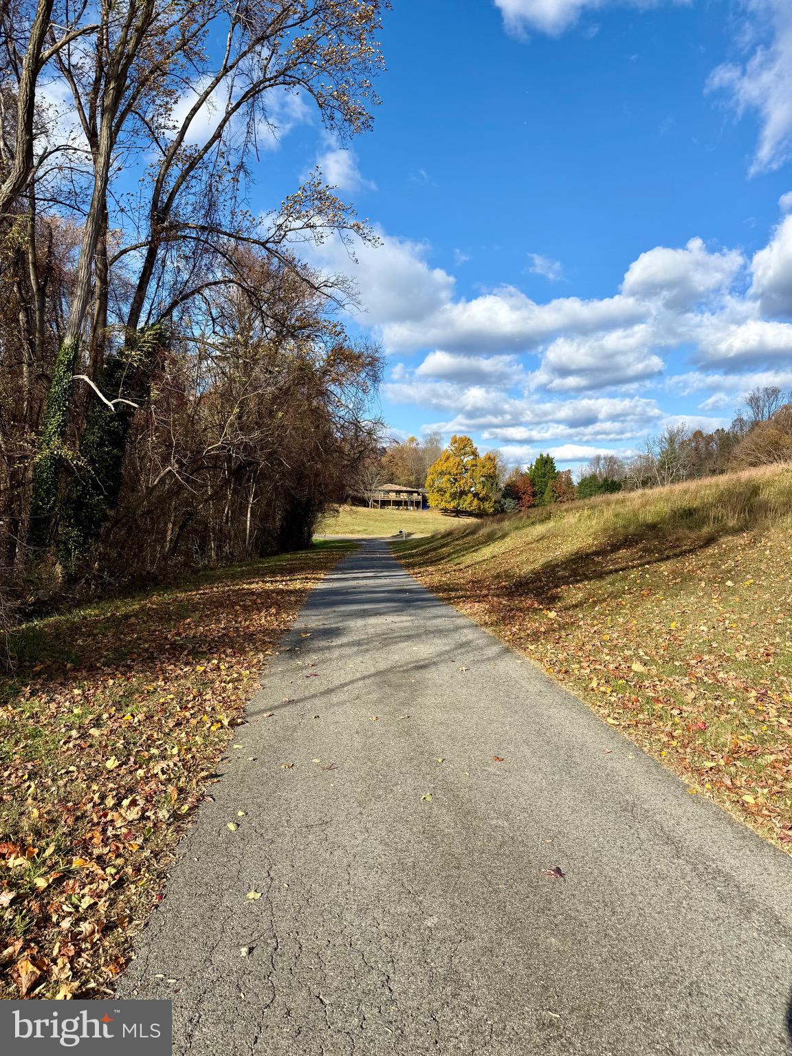WARTHEN KNOLLS - Residential