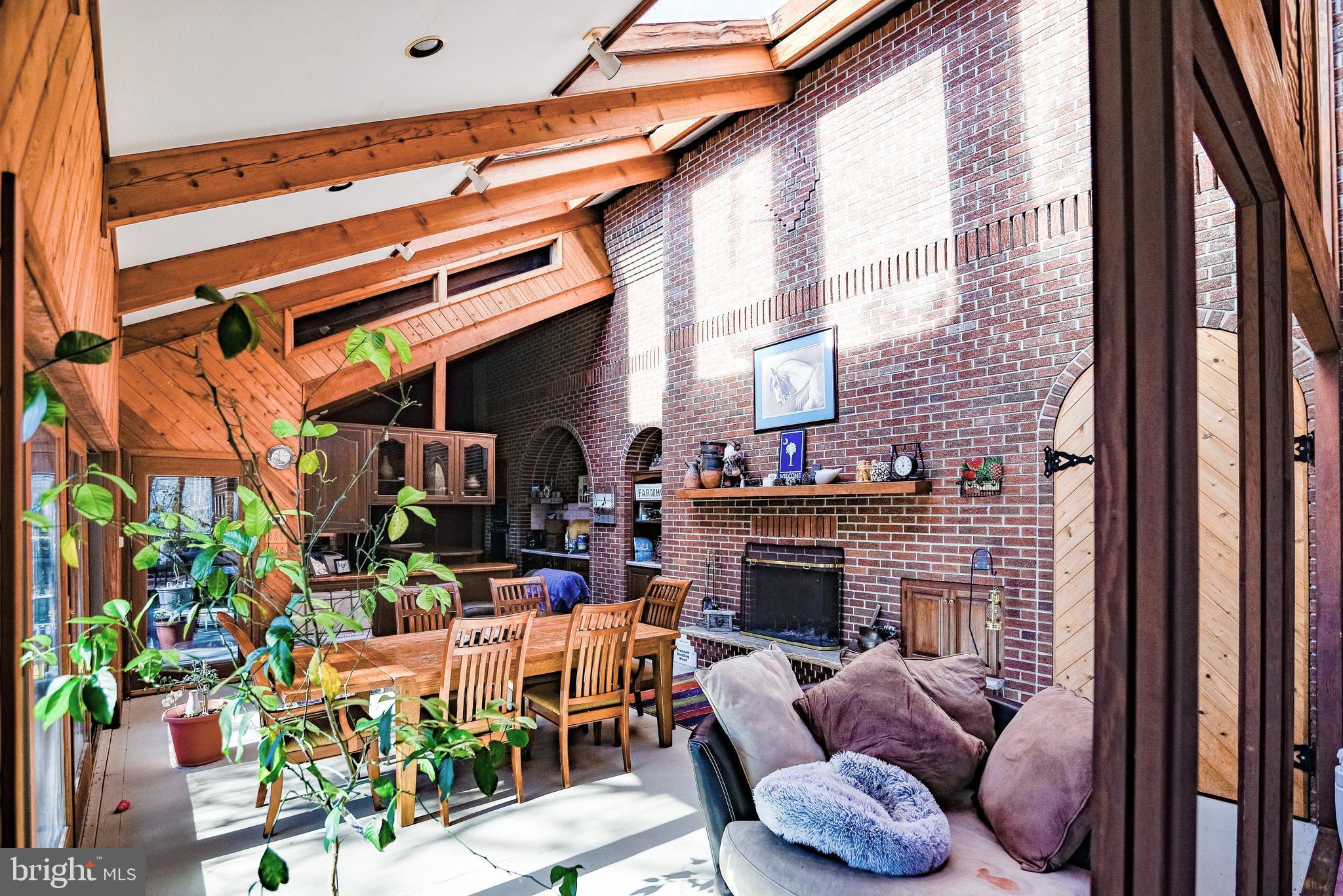 WARTHEN KNOLLS - Residential