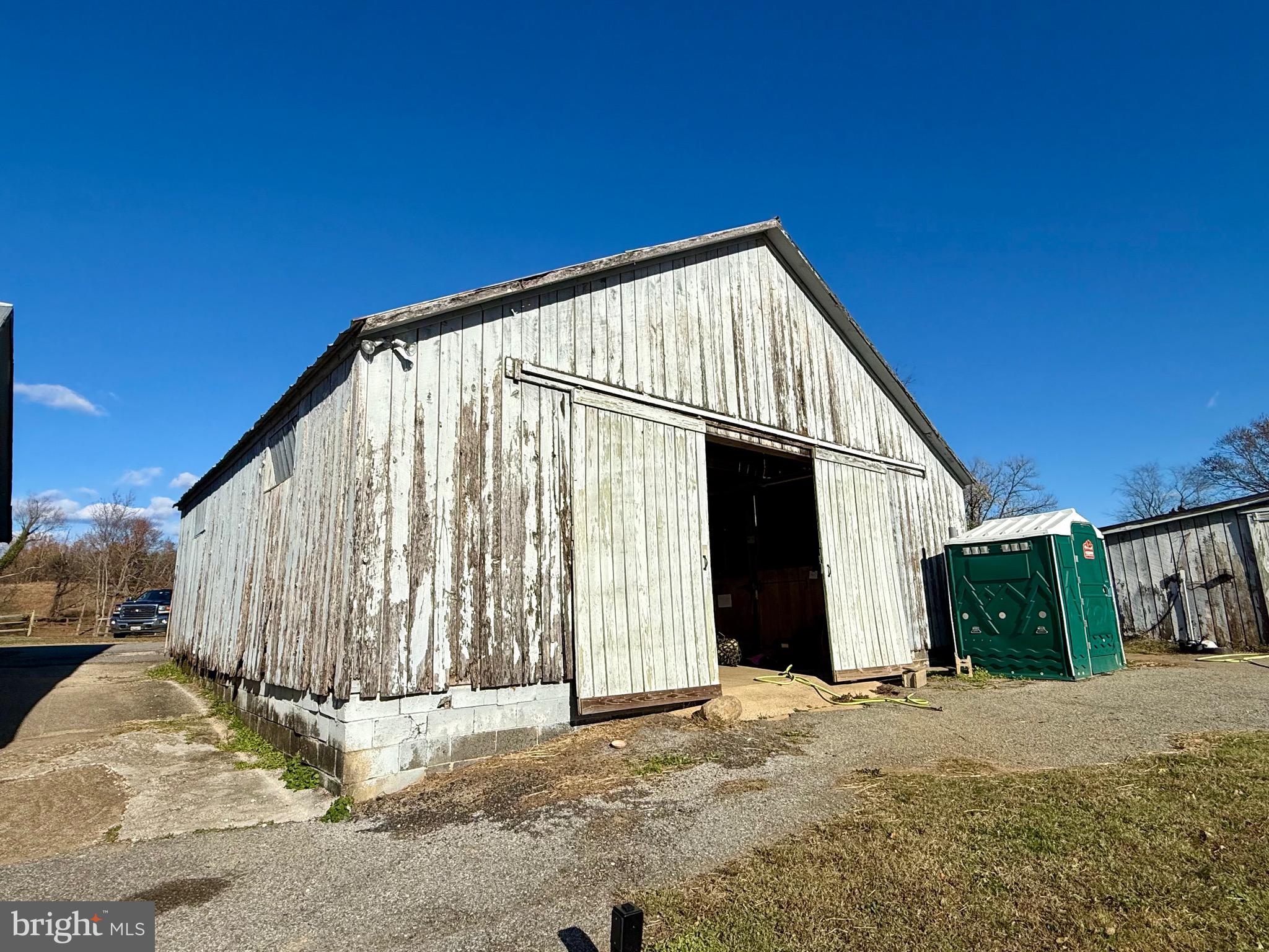 WARTHEN KNOLLS - Residential