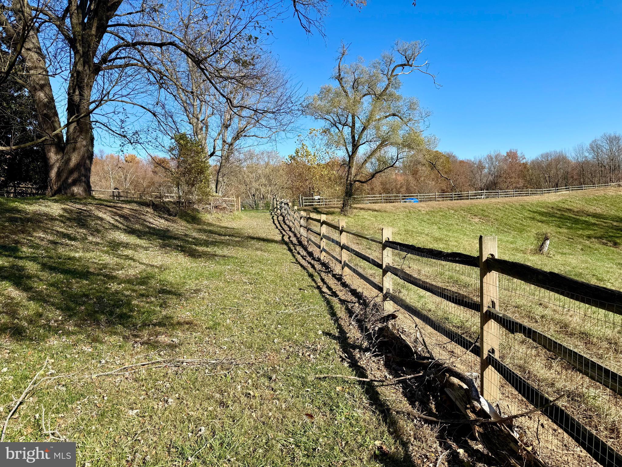 WARTHEN KNOLLS - Residential