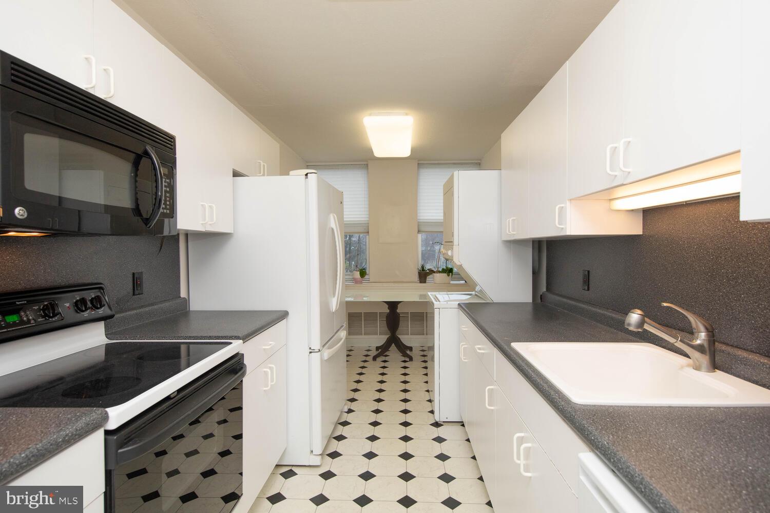 COVENTRY HOUSE - Residential