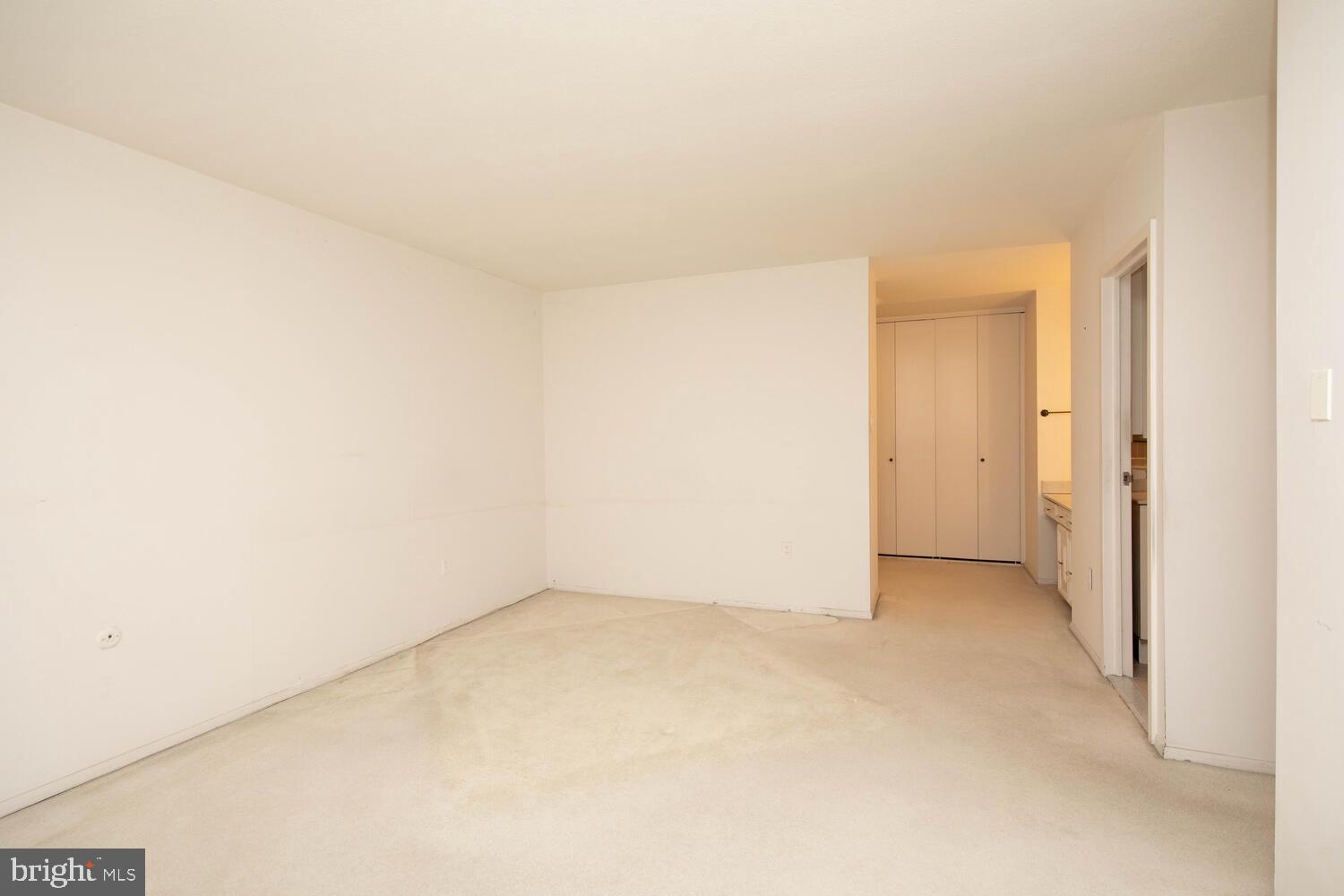 COVENTRY HOUSE - Residential