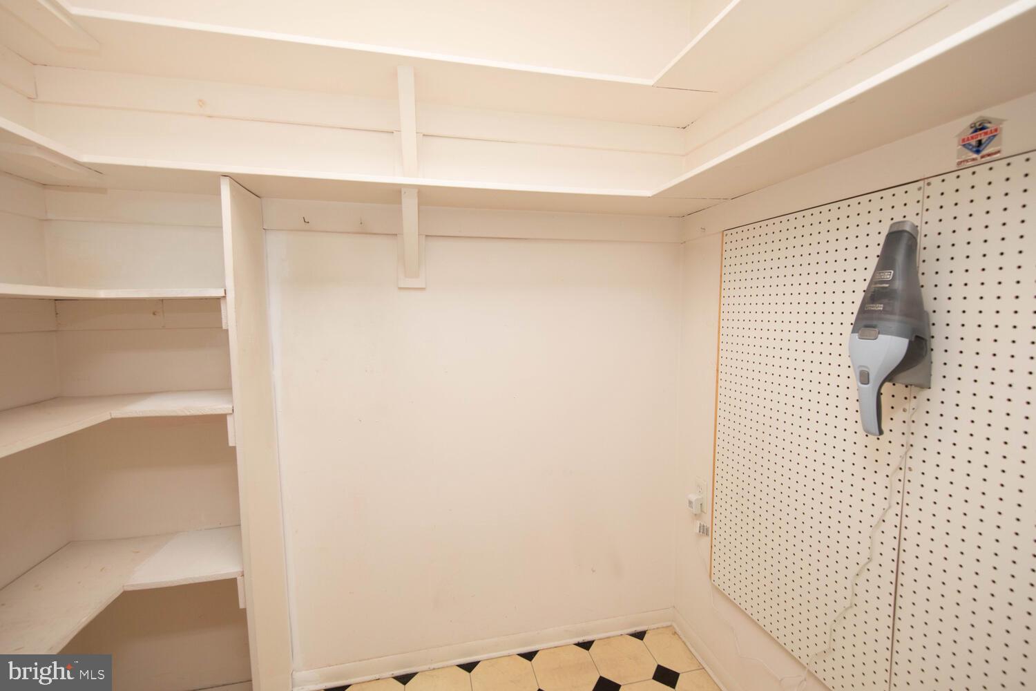 COVENTRY HOUSE - Residential