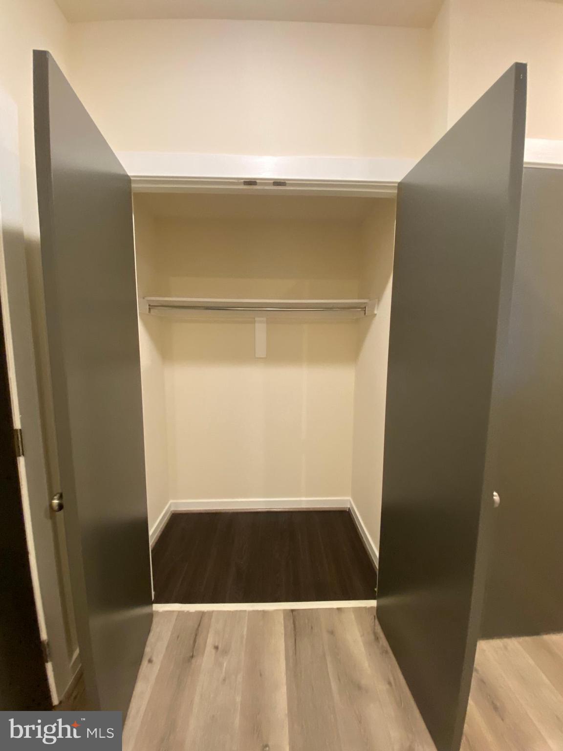 OVERBROOK - Residential Lease