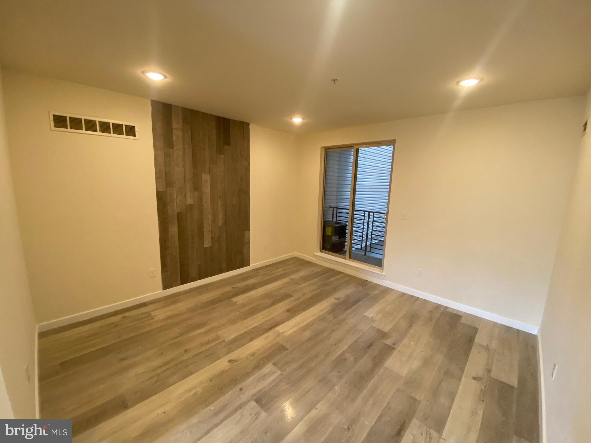 OVERBROOK - Residential Lease