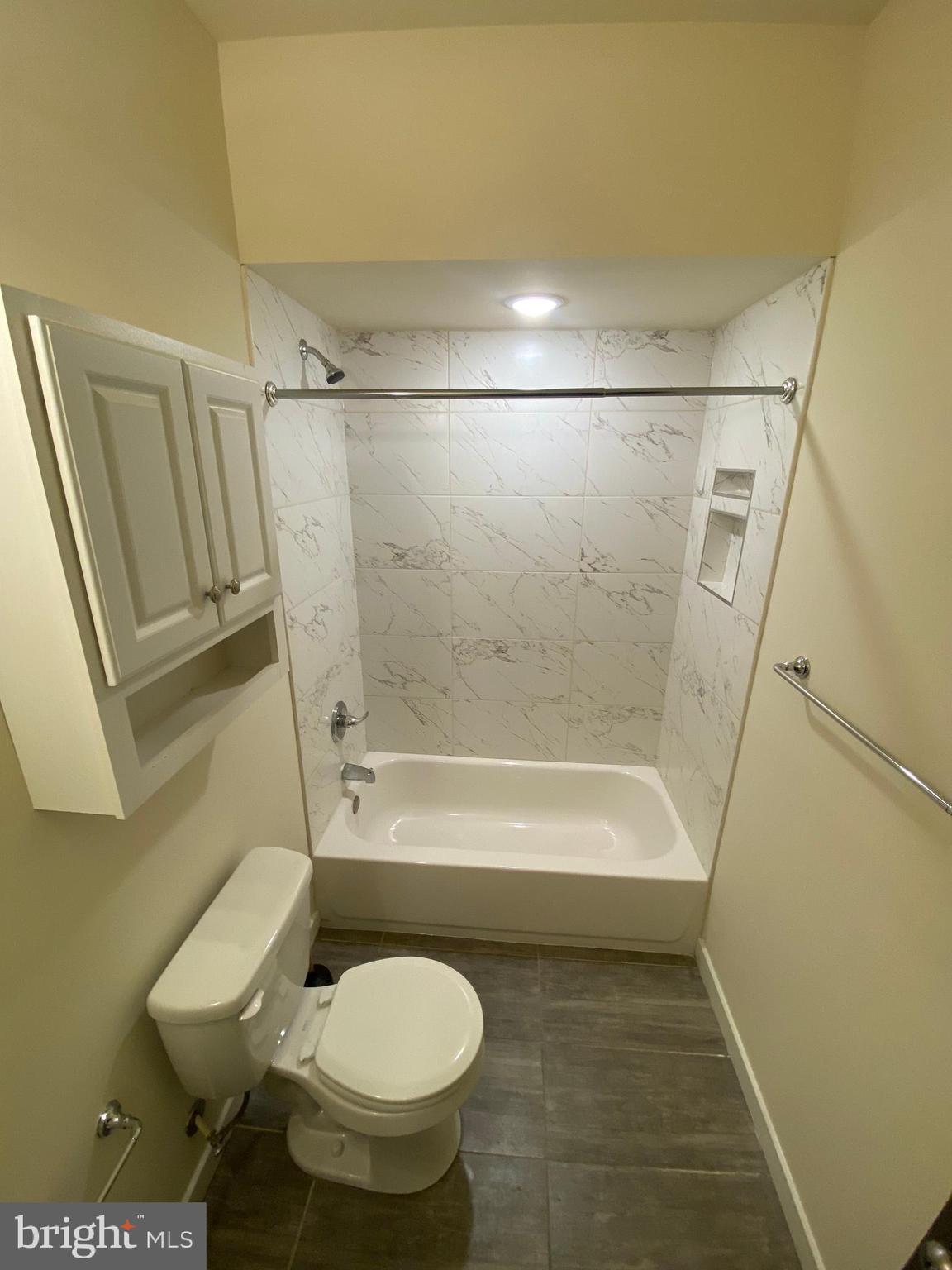 OVERBROOK - Residential Lease