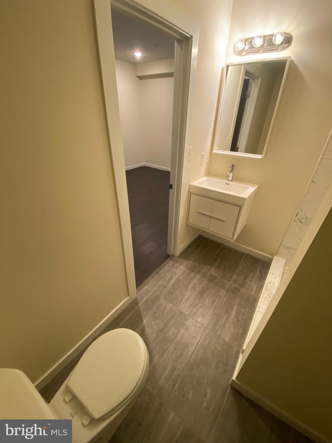 OVERBROOK - Residential Lease