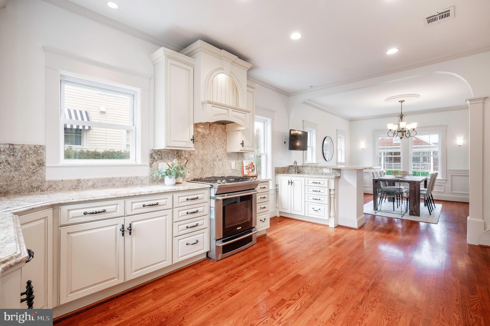 ROSEMONT - Residential