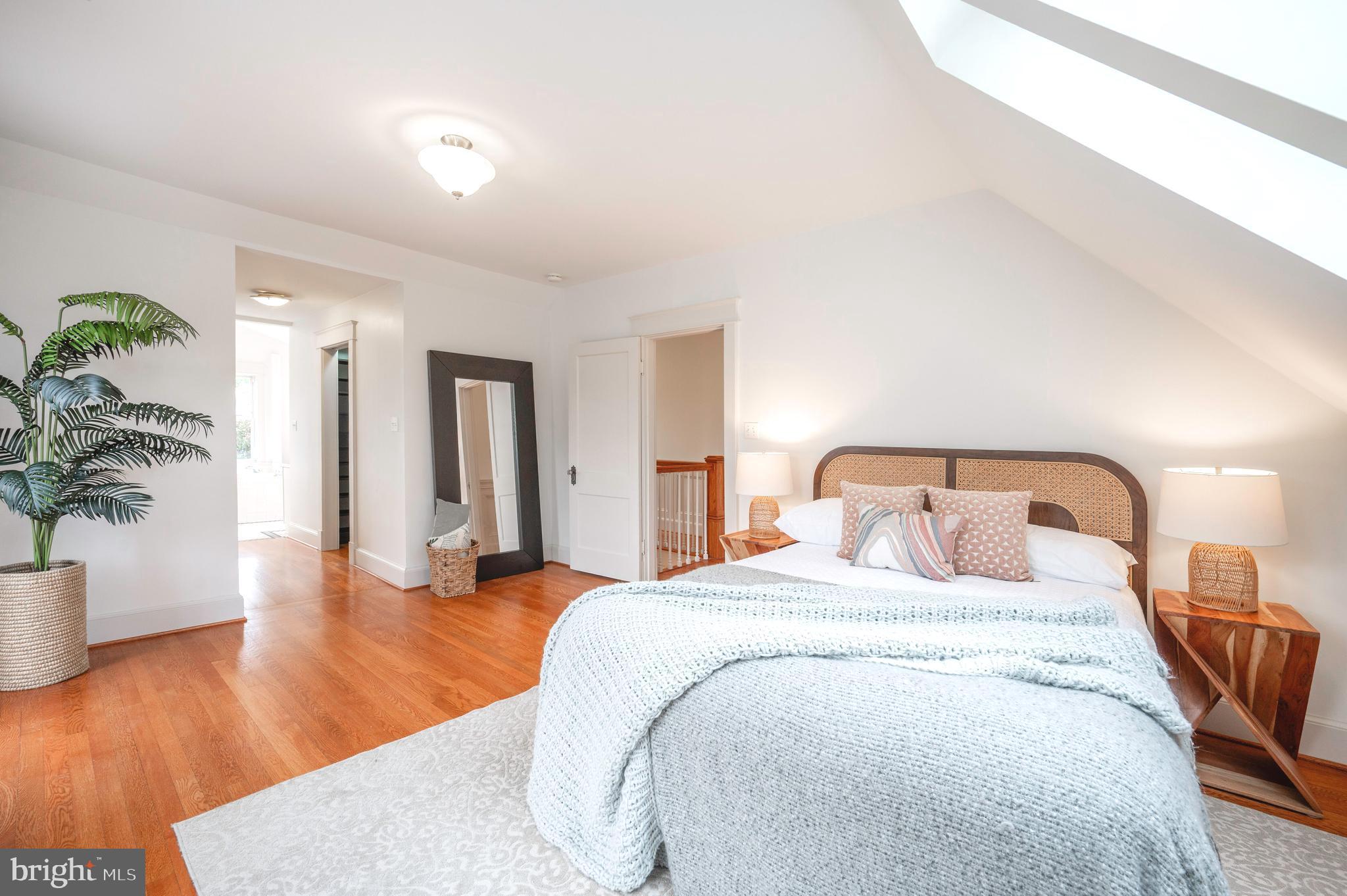 ROSEMONT - Residential