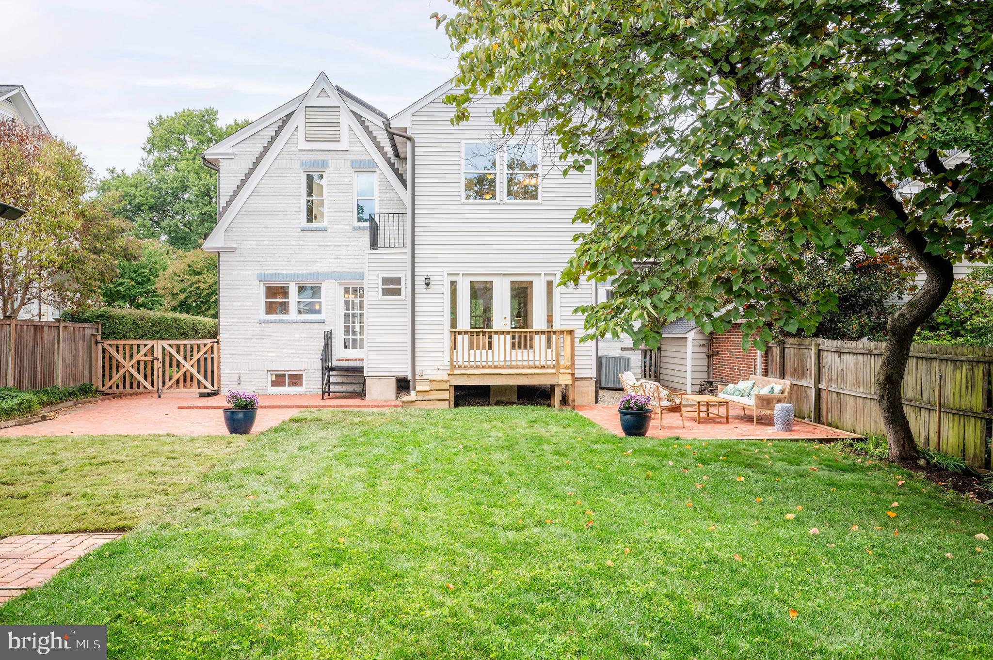 ROSEMONT - Residential