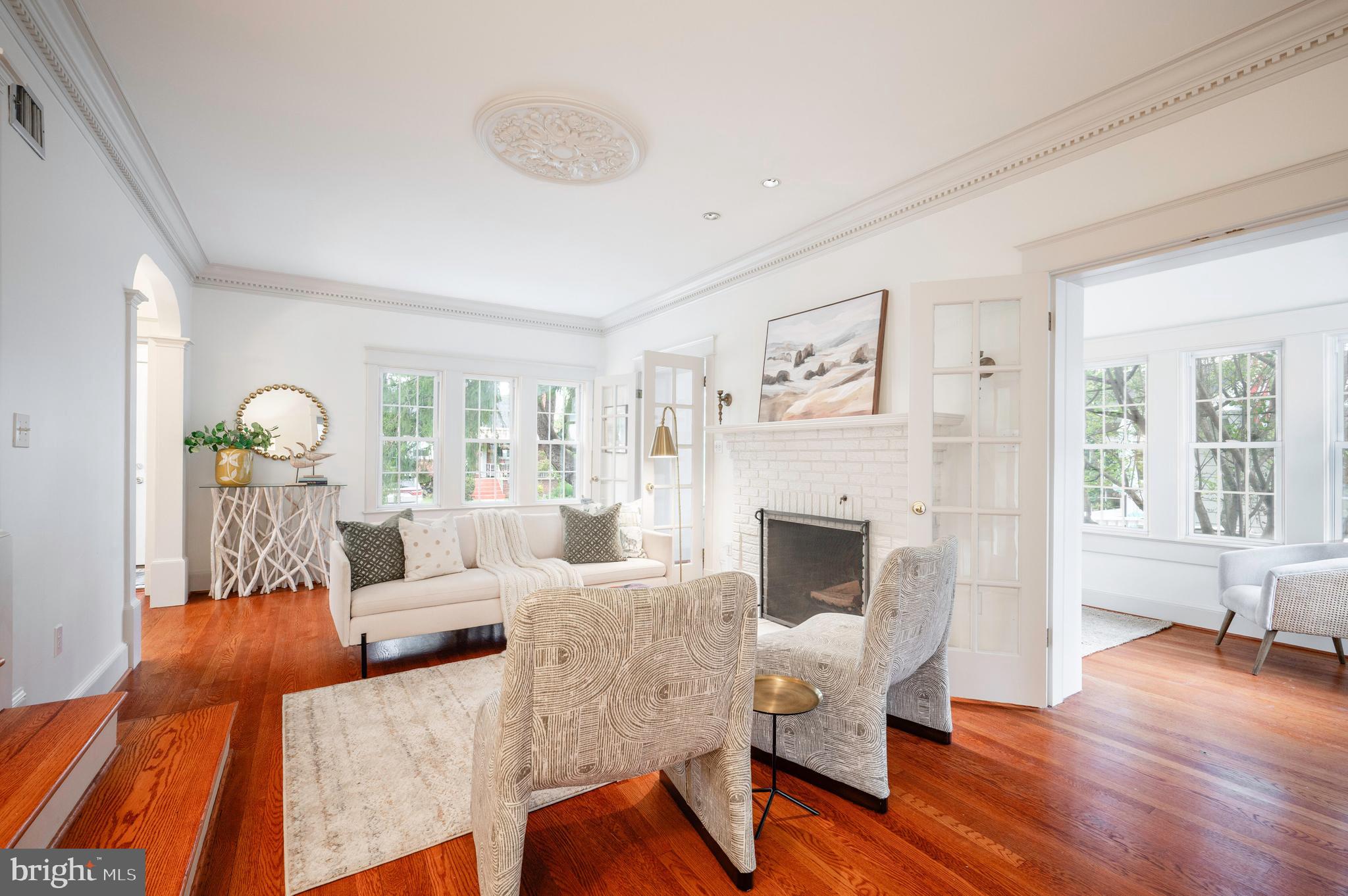 ROSEMONT - Residential