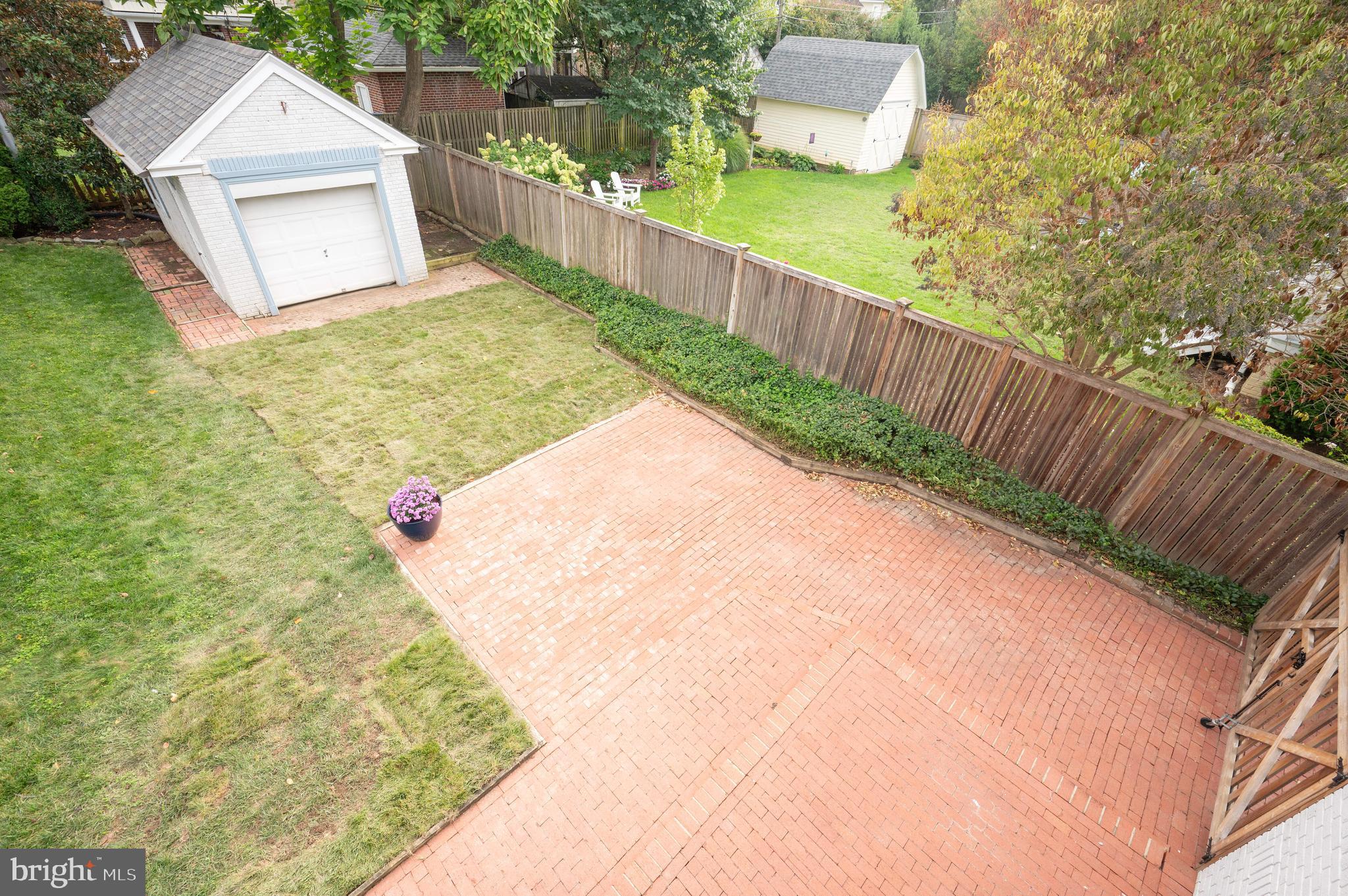 ROSEMONT - Residential