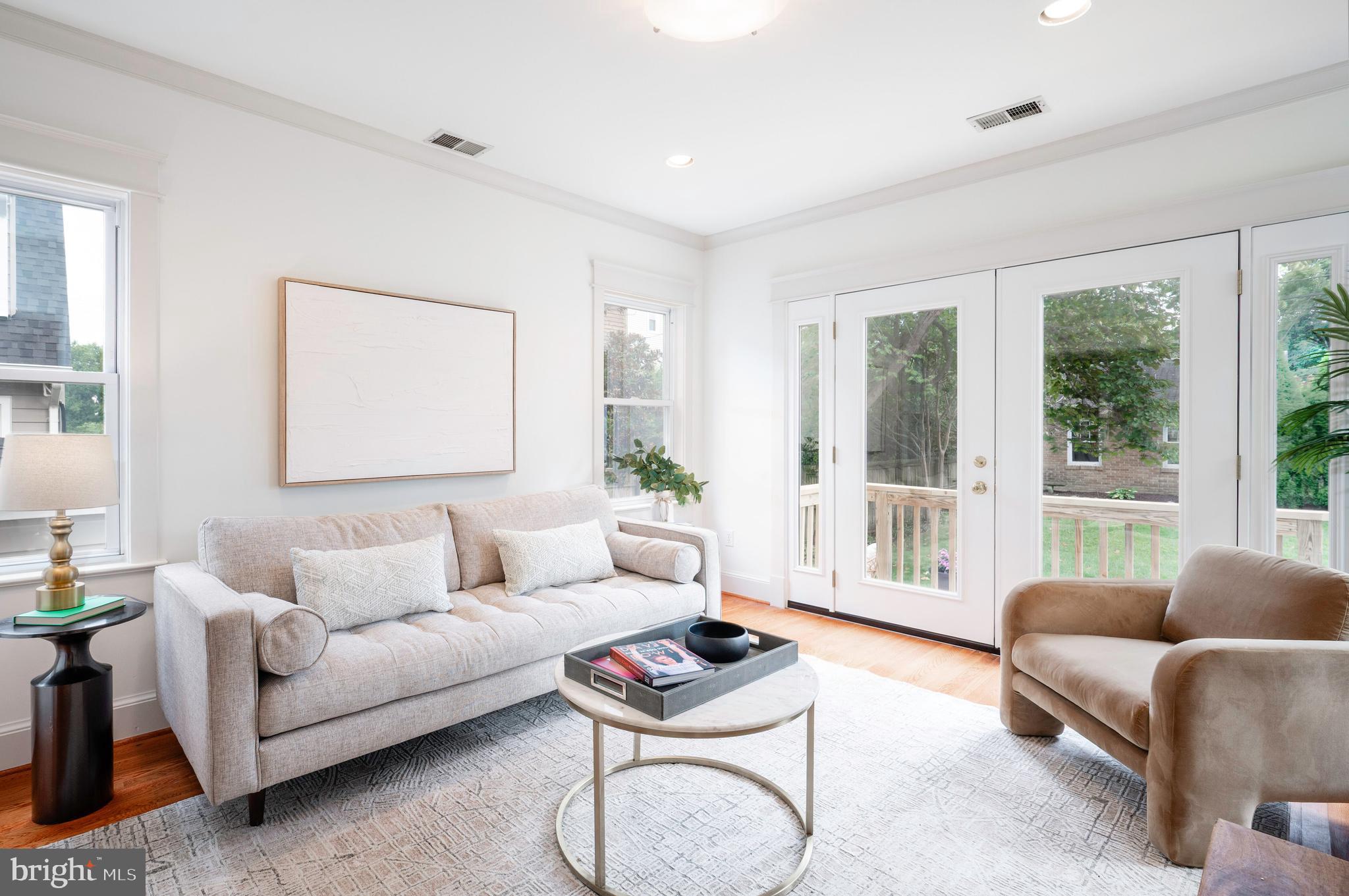 ROSEMONT - Residential