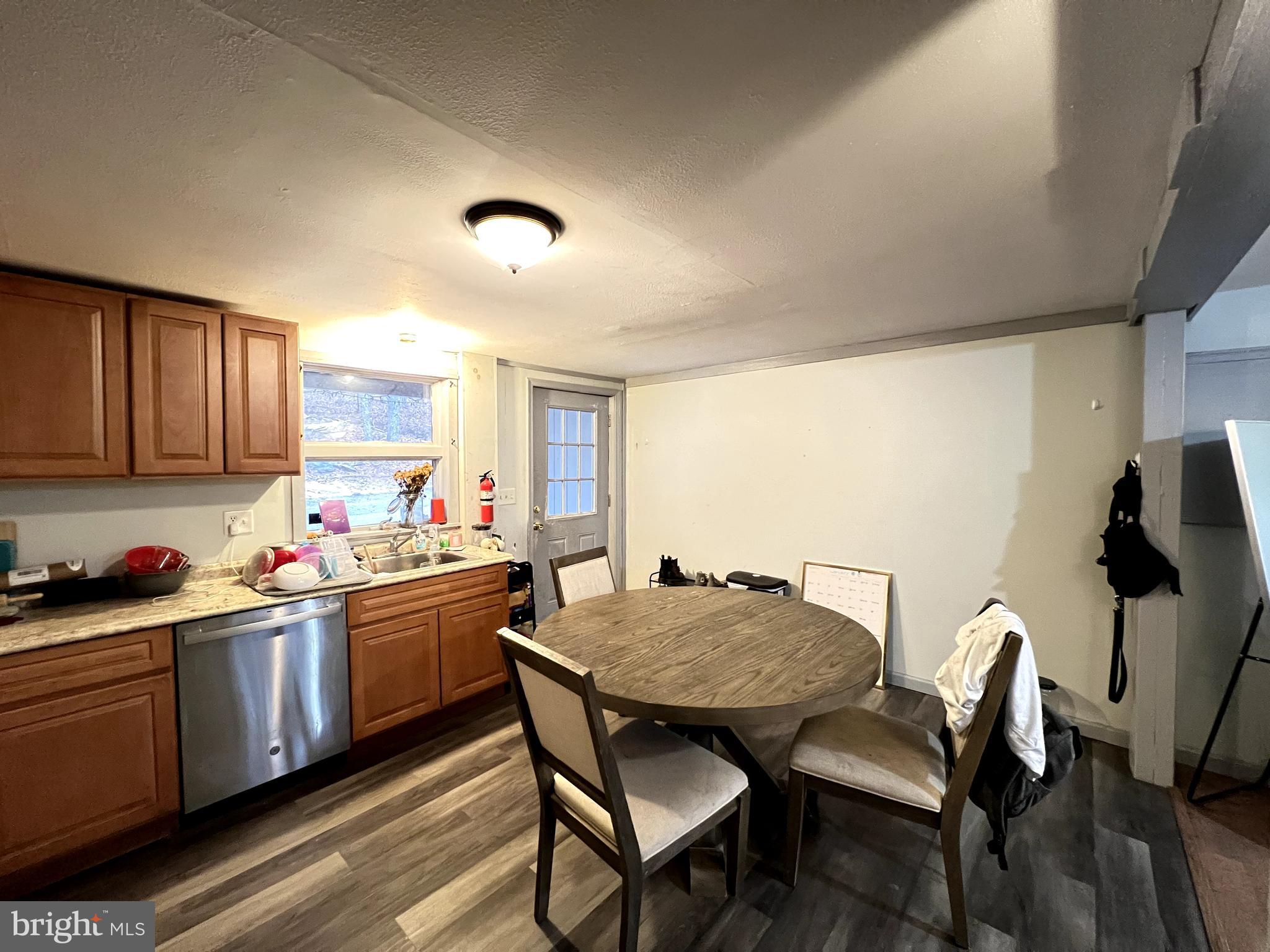 Z NOT IN DEV - Residential Lease