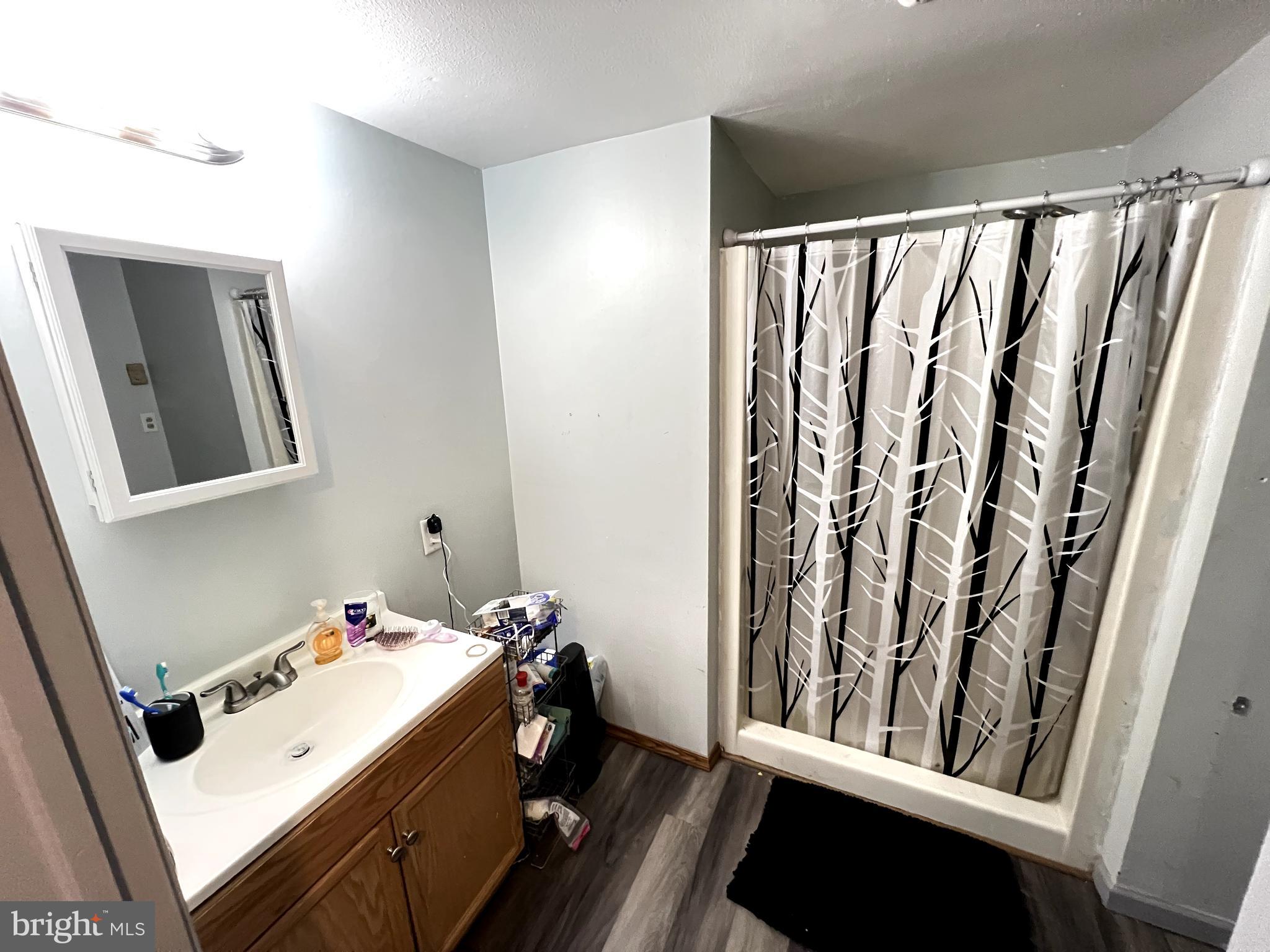 Z NOT IN DEV - Residential Lease