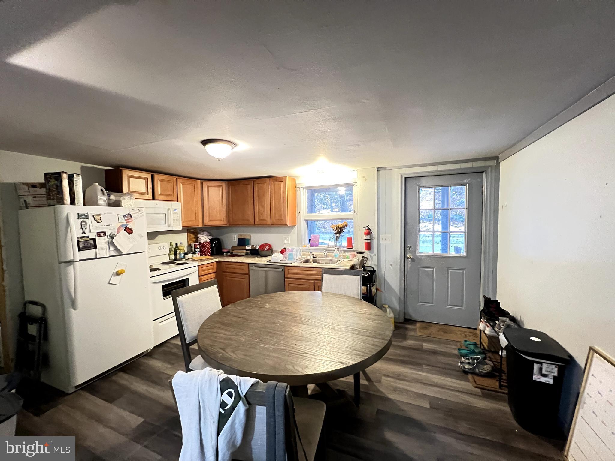 Z NOT IN DEV - Residential Lease