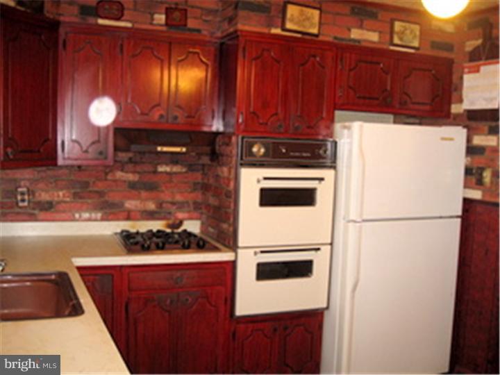 WHITMAN - Residential