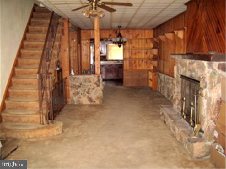 WHITMAN - Residential