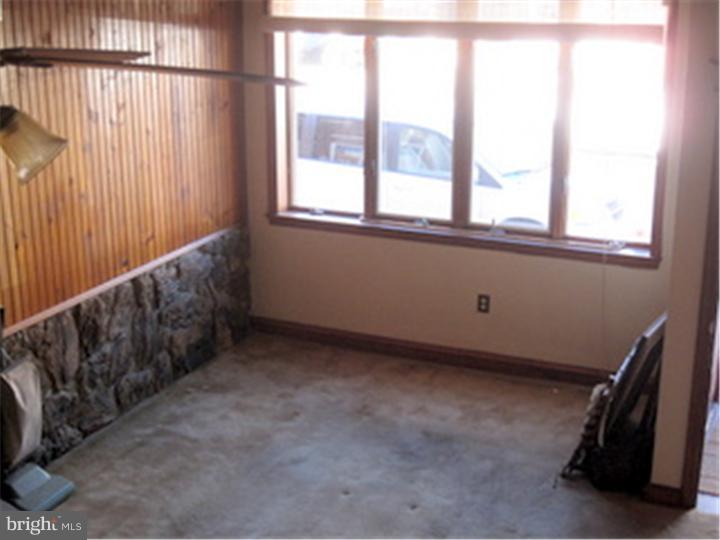 WHITMAN - Residential