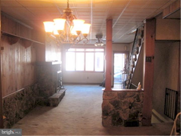 WHITMAN - Residential