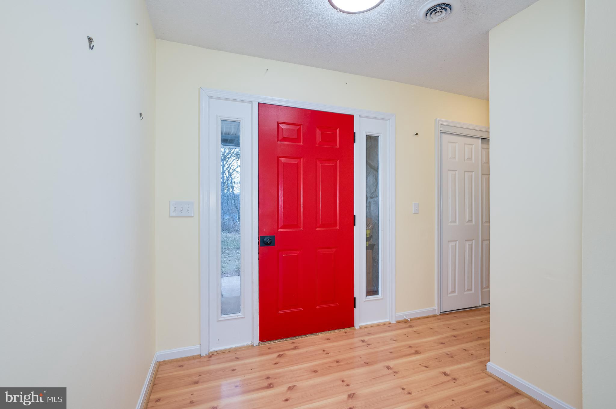 GOLDEN MEADOWS - Residential