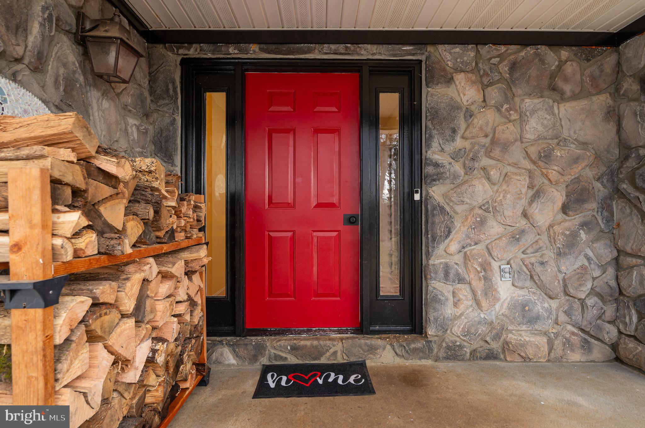 GOLDEN MEADOWS - Residential