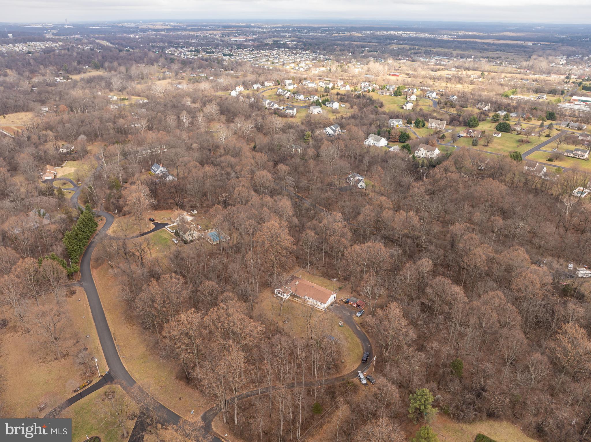 GOLDEN MEADOWS - Residential