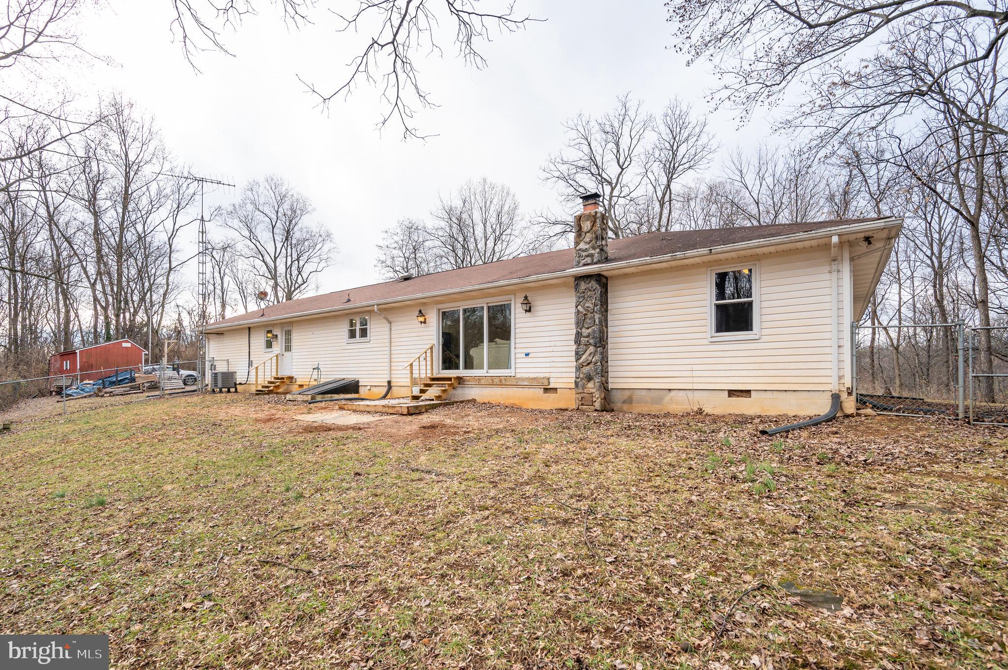 GOLDEN MEADOWS - Residential