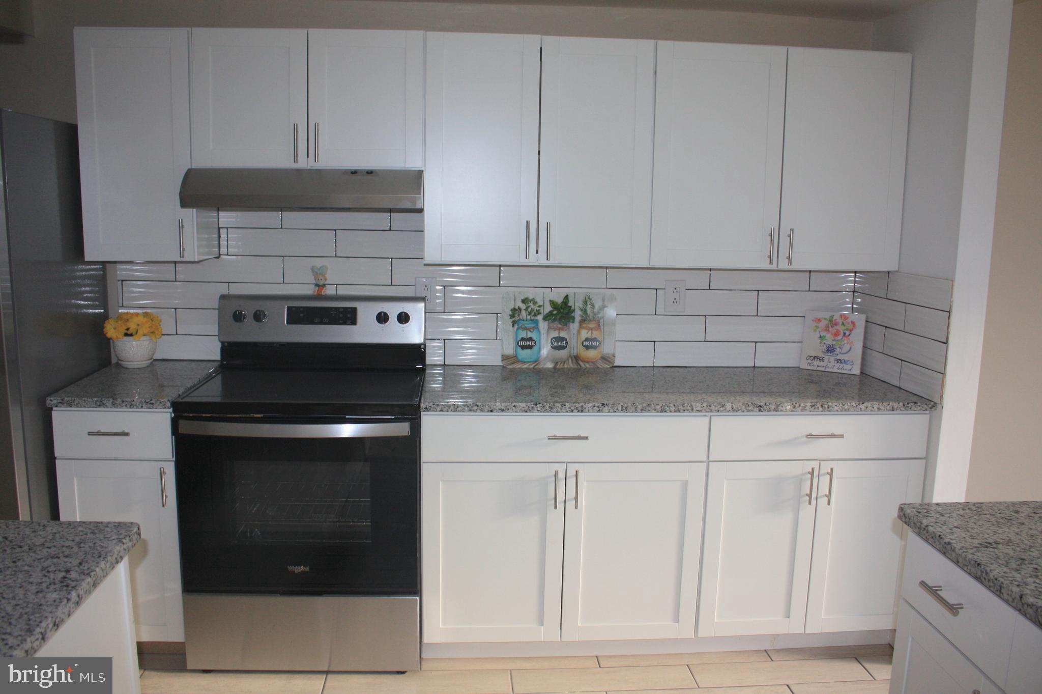 115 E KINGS HIGHWAY 299