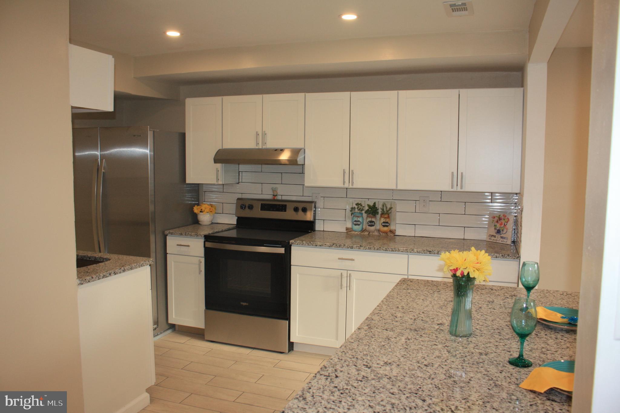 115 E KINGS HIGHWAY 299